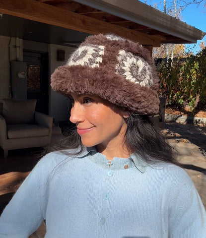 FLUFFY KNIT HATS by UltraviolHat