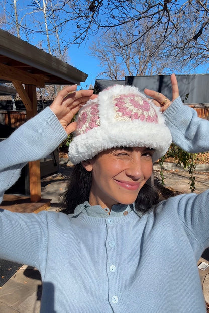 FLUFFY KNIT HATS by UltraviolHat