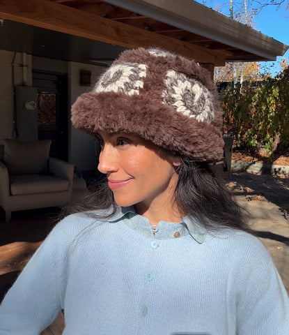 FLUFFY KNIT HATS by UltraviolHat