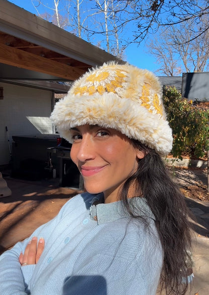 FLUFFY KNIT HATS by UltraviolHat